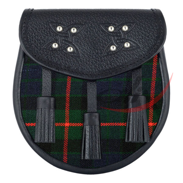 Gunn-tartan-black-leather-sporran Scottish Sporran Gunn Tartan